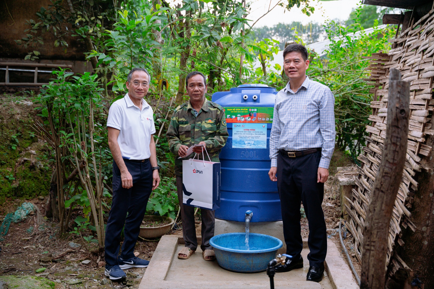 PVI khánh thành công trình cấp nước sinh hoạt cho nhân dân bản Co Pục, xã Thanh Nưa, tỉnh Điện Biên PVI khánh thành công trình cấp nước sinh hoạt cho nhân dân bản Co Pục, xã Thanh Nưa, tỉnh Điện Biên