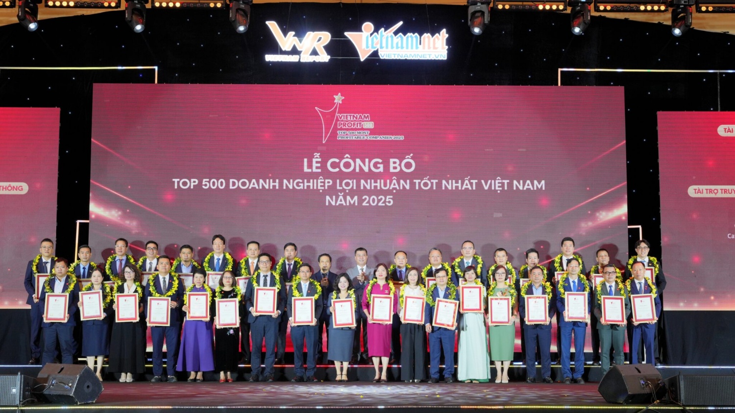 Bảo hiểm PVI – Từ “ngọn lửa của niềm tin” đến thương hiệu bảo hiểm mang tầm quốc tế Bảo hiểm PVI – Từ “ngọn lửa của niềm tin” đến thương hiệu bảo hiểm mang tầm quốc tế