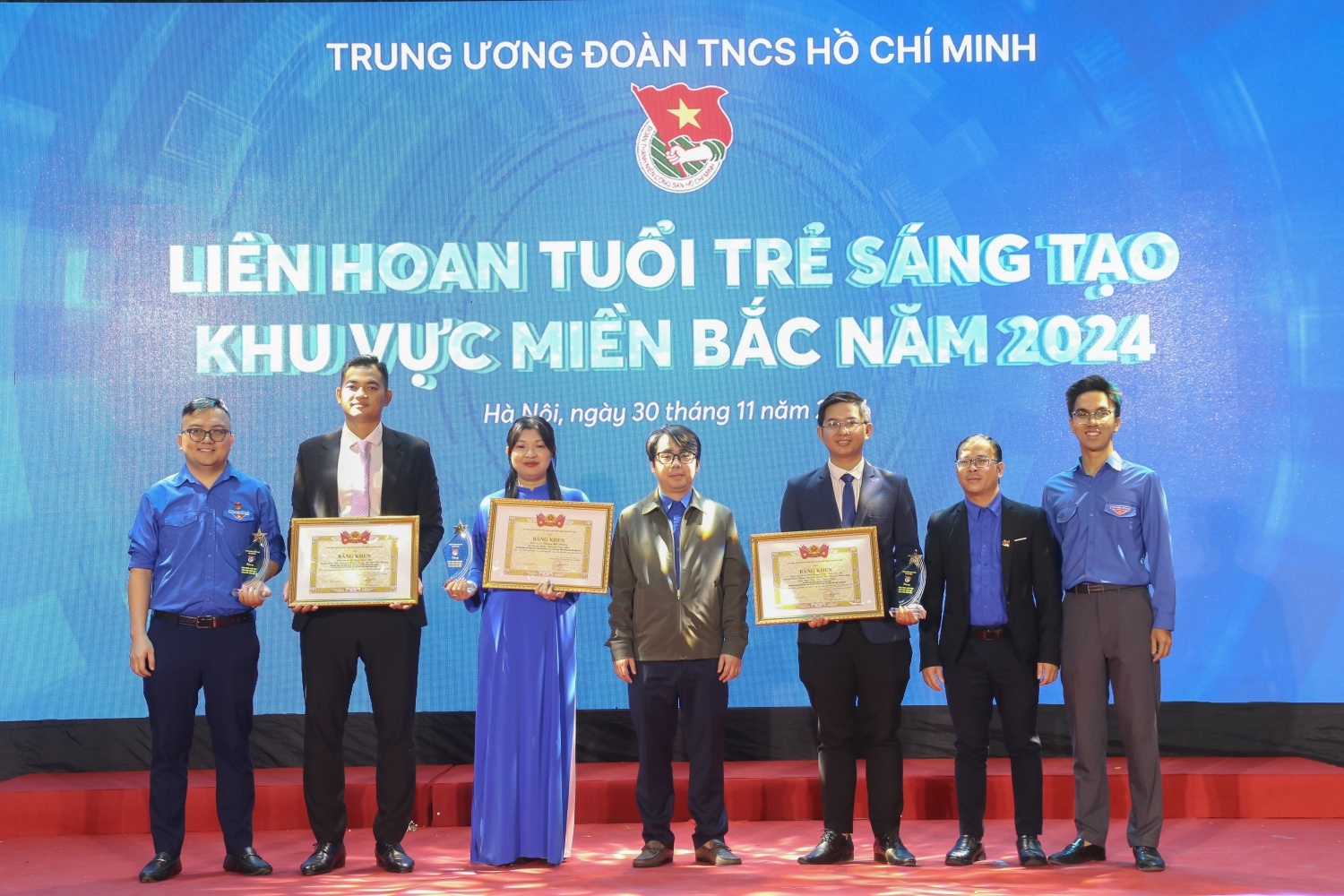 Tuổi trẻ Petrovietnam tiên phong đổi mới sáng tạo, kiến tạo tương lai bền vững Tuổi trẻ Petrovietnam tiên phong đổi mới sáng tạo, kiến tạo tương lai bền vững