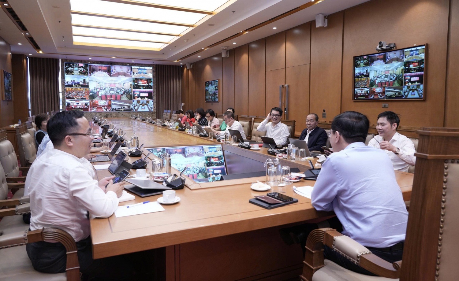 Petrovietnam tham dự Hội nghị quán triệt văn bản mới về công tác tổ chức xây dựng Đảng Petrovietnam tham dự Hội nghị quán triệt văn bản mới về công tác tổ chức xây dựng Đảng