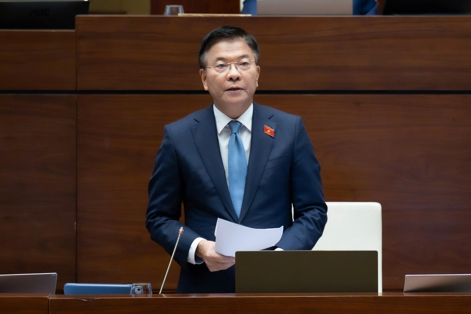 Kiên quyết xóa độc quyền vàng, hạ nhiệt giá nhà đất, đột phá giáo dục - đào tạo Kiên quyết xóa độc quyền vàng, hạ nhiệt giá nhà đất, đột phá giáo dục - đào tạo