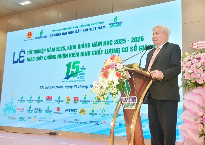 PVU tự hào đón nhận Giấy chứng nhận Kiểm định chất lượng giáo dục chu kỳ mới PVU vinh dự đón nhận Giấy chứng nhận Kiểm định chất lượng giáo dục chu kỳ mới