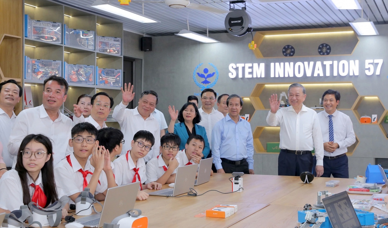 STEM Innovation Petrovietnam: Tiên phong đổi mới, kiến tạo tương lai cho đất nước