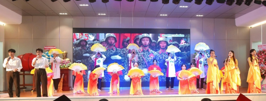 PVU long trọng tổ chức Lễ Khai giảng năm học mới 2025-2026 và Trao bằng Tốt nghiệp 2025   PVU long trọng tổ chức Lễ khai giảng năm học mới 2025-2026 và trao bằng tốt nghiệp 2025