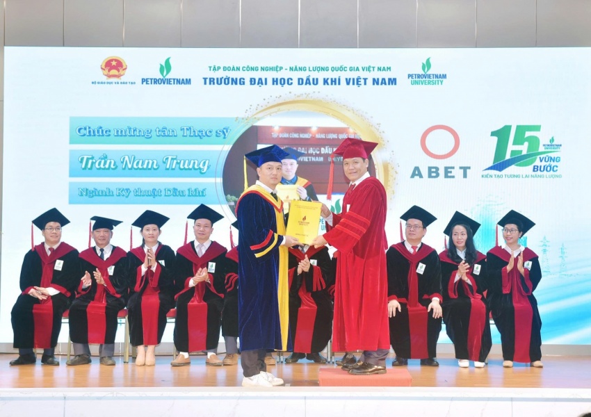 PVU long trọng tổ chức Lễ Khai giảng năm học mới 2025-2026 và Trao bằng Tốt nghiệp 2025   PVU long trọng tổ chức Lễ khai giảng năm học mới 2025-2026 và trao bằng tốt nghiệp 2025