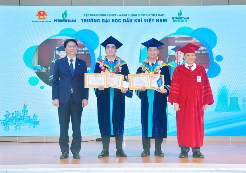 PVU long trọng tổ chức Lễ Khai giảng năm học mới 2025-2026 và Trao bằng Tốt nghiệp 2025   PVU long trọng tổ chức Lễ khai giảng năm học mới 2025-2026 và trao bằng tốt nghiệp 2025