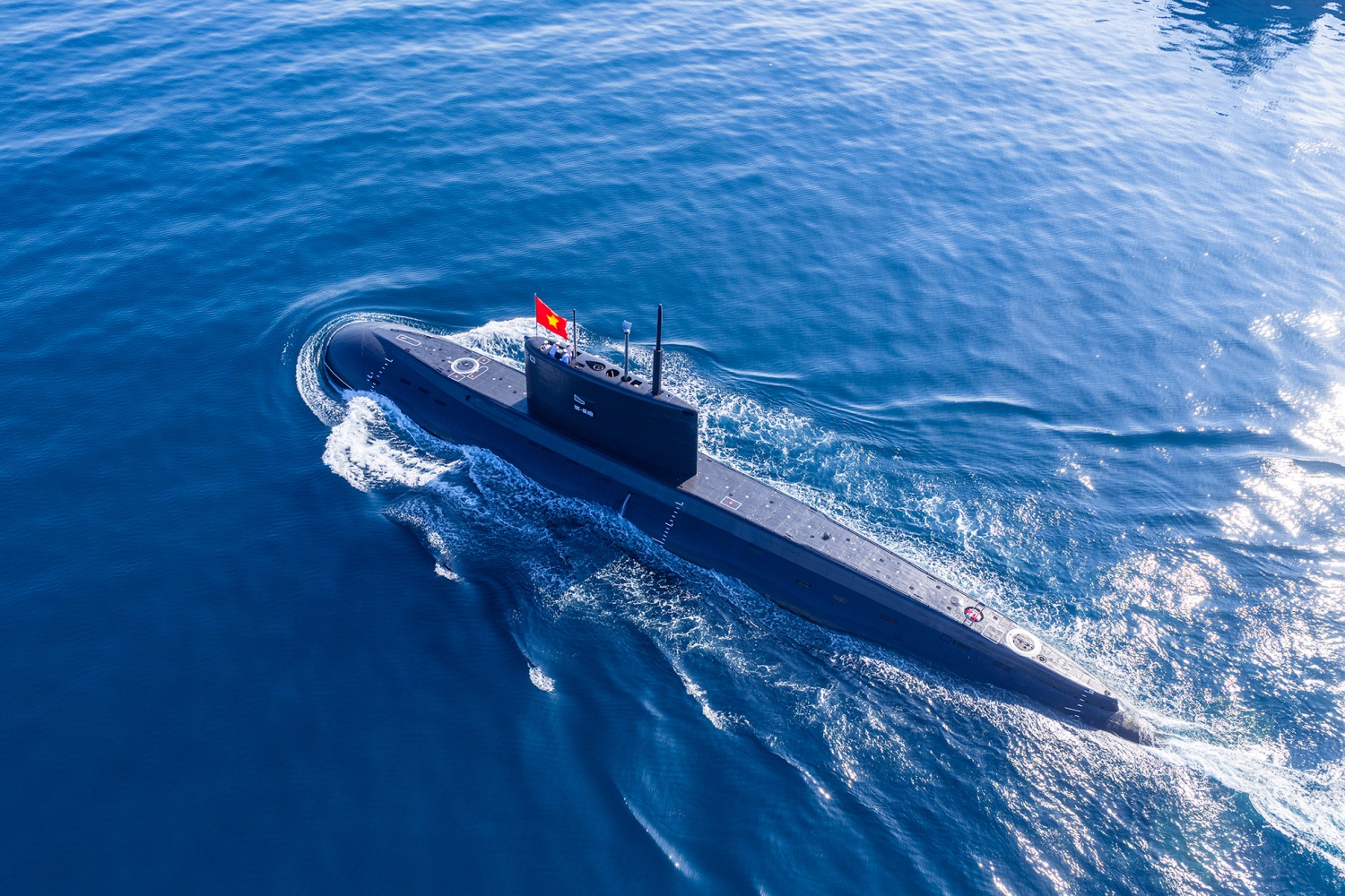 Bài 4: Ngọn lửa soi đường Bài 4: Ngọn lửa soi đường