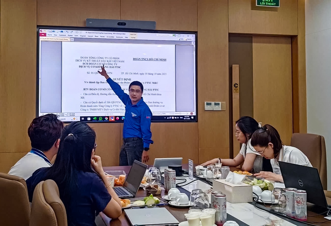 Dấu ấn tuổi trẻ Petrovietnam nhiệm kỳ 2022–2025: Khát vọng, bản lĩnh và sáng tạo Dấu ấn tuổi trẻ Petrovietnam nhiệm kỳ 2022–2025: Khát vọng, bản lĩnh và sáng tạo