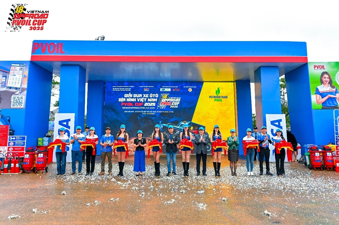 Khai mạc PVOIL VOC 2025, ghi dấu 10 năm đồng hành cùng giải đua xe ô tô địa hình Việt Nam