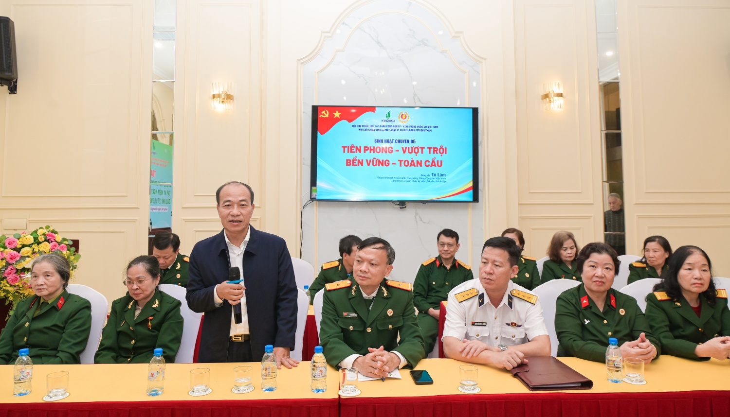 Hội CCB BMQL&ĐH Petrovietnam tổ chức sinh hoạt chuyên đề “Tiên phong - Vượt trội - Bền vững - Toàn cầu”