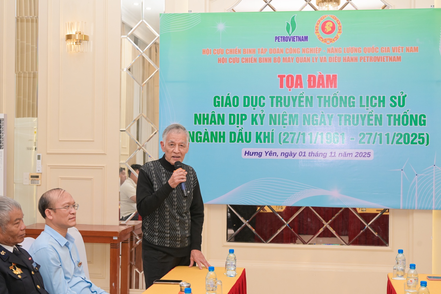 Hội CCB BMQL&ĐH Petrovietnam tổ chức sinh hoạt chuyên đề “Tiên phong - Vượt trội - Bền vững - Toàn cầu”