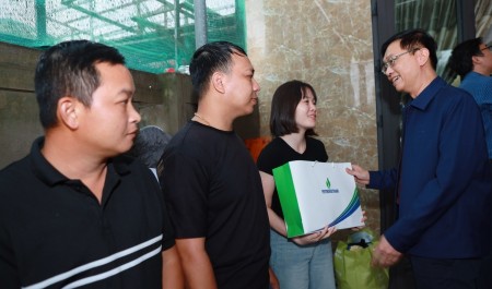 “Nghĩa tình đong đầy” của Petrovietnam với đồng bào Đà Nẵng: Hành động sớm – sẻ chia lớn