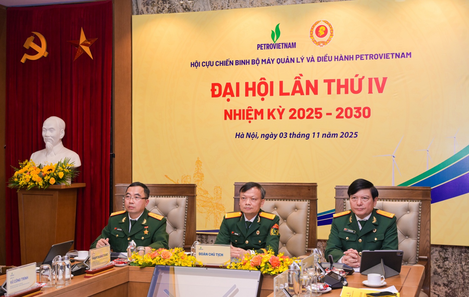 Phát huy phẩm chất “Bộ đội Cụ Hồ”, Hội CCB BMQL&ĐH Petrovietnam vững bước trong nhiệm kỳ mới Phát huy phẩm chất “Bộ đội Cụ Hồ”, Hội CCB BMQL&ĐH Petrovietnam vững bước trong nhiệm kỳ mới