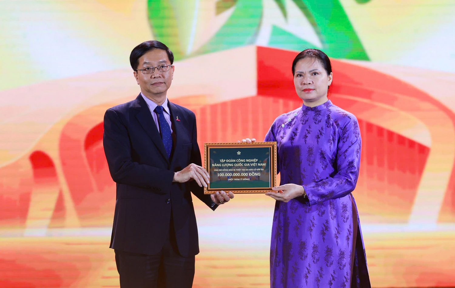 Hội chợ mùa Thu năm 2025 khép lại với thông điệp sẻ chia Hội chợ mùa Thu năm 2025 khép lại với thông điệp sẻ chia