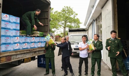 Ấm áp nghĩa tình Petrovietnam để kịp thời hỗ trợ các tỉnh miền Trung bị thiên tai