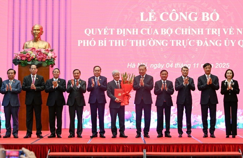 Đồng chí Đỗ Văn Chiến giữ chức Phó Bí thư Thường trực Đảng ủy Quốc hội Đồng chí Đỗ Văn Chiến giữ chức Phó Bí thư Thường trực Đảng ủy Quốc hội