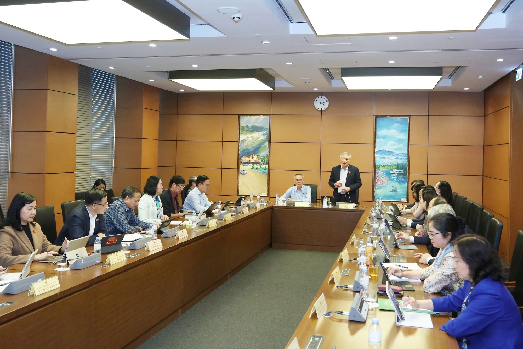 Văn kiện trình Đại hội XIV có tầm nhìn rất chiến lược, một tư duy rất đổi mới Văn kiện trình Đại hội XIV có tầm nhìn rất chiến lược, một tư duy rất đổi mới