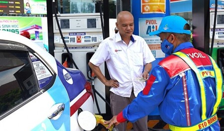 Hiệp hội Taxi Hà Nội kiến nghị cơ chế tài chính xanh cho xăng E10