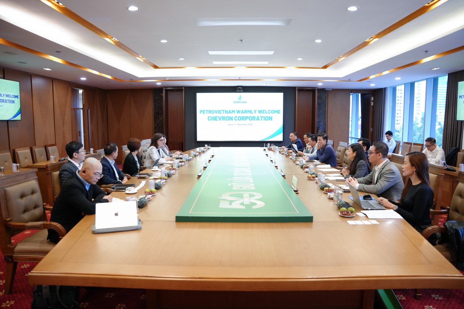 Chevron và Petrovietnam thúc đẩy hợp tác chiến lược cho tương lai năng lượng Việt Nam