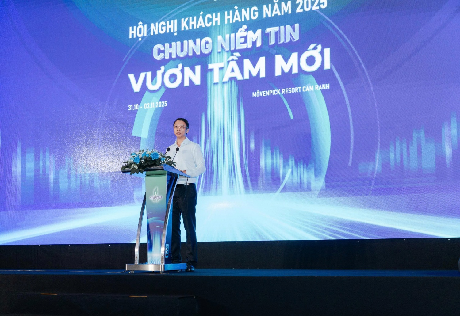 Thành viên HĐTV Petrovietnam Trần Hồng Nam Thành viên HĐTV Petrovietnam Trần Hồng Nam