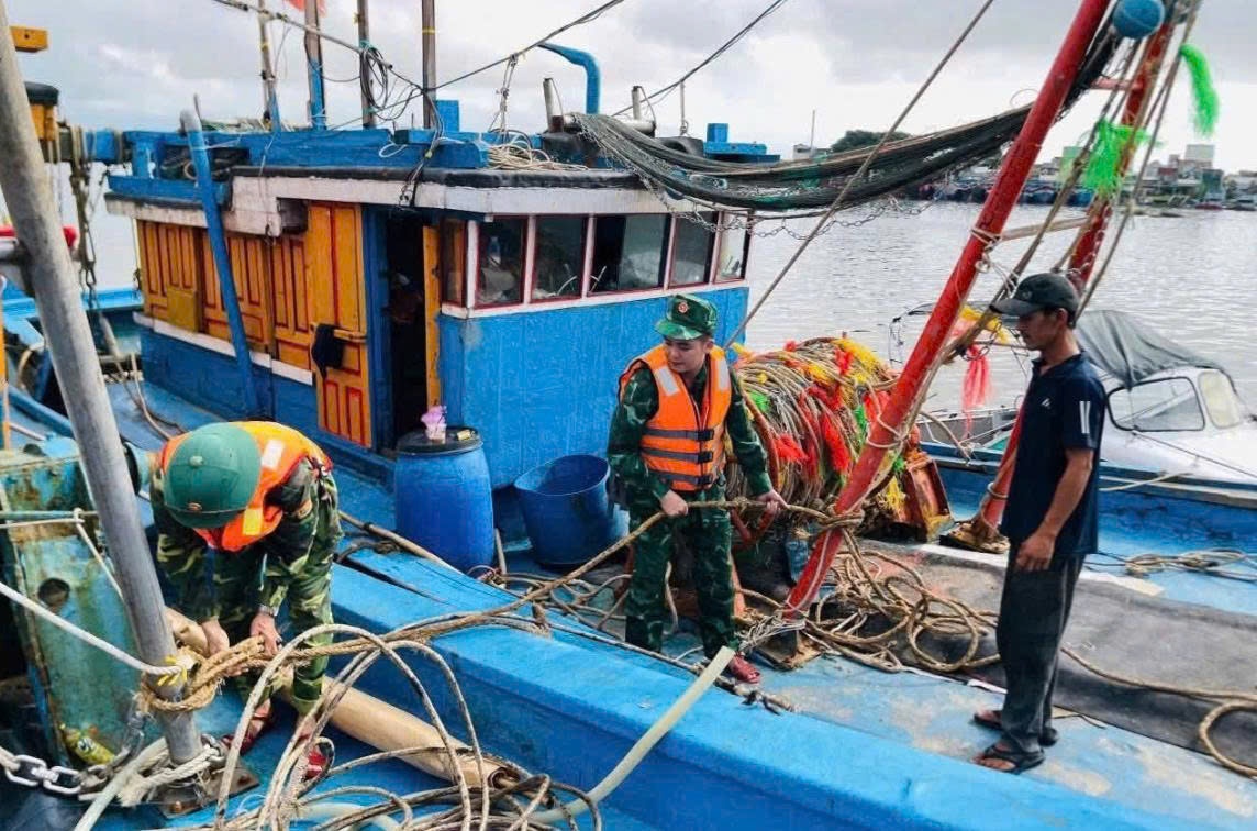 Bão Kalmaegi tác động như thế nào đến các tỉnh, thành miền Trung? Bão Kalmaegi tác động như thế nào đến các tỉnh, thành miền Trung?