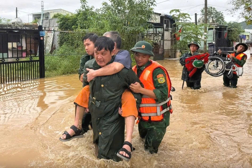 Bão Kalmaegi tác động như thế nào đến các tỉnh, thành miền Trung? Bão Kalmaegi tác động như thế nào đến các tỉnh, thành miền Trung?