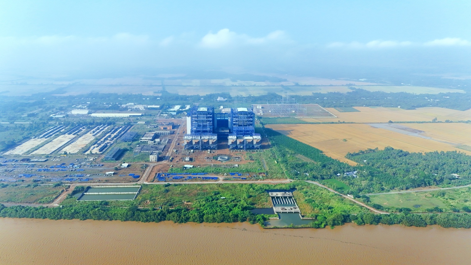 Trụ cột công suất nền cho hệ thống điện Cần Thơ: Từ Sông Hậu 1 hôm nay đến Long Phú 1 ngày mai Trụ cột công suất nền cho hệ thống điện Cần Thơ: Từ Sông Hậu 1 hôm nay đến Long Phú 1 ngày mai