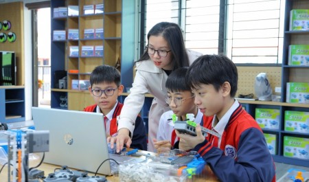 Lan tỏa “sức nóng” tại phòng giáo dục thực hành STEM tại Trường THCS Tây Mỗ 3