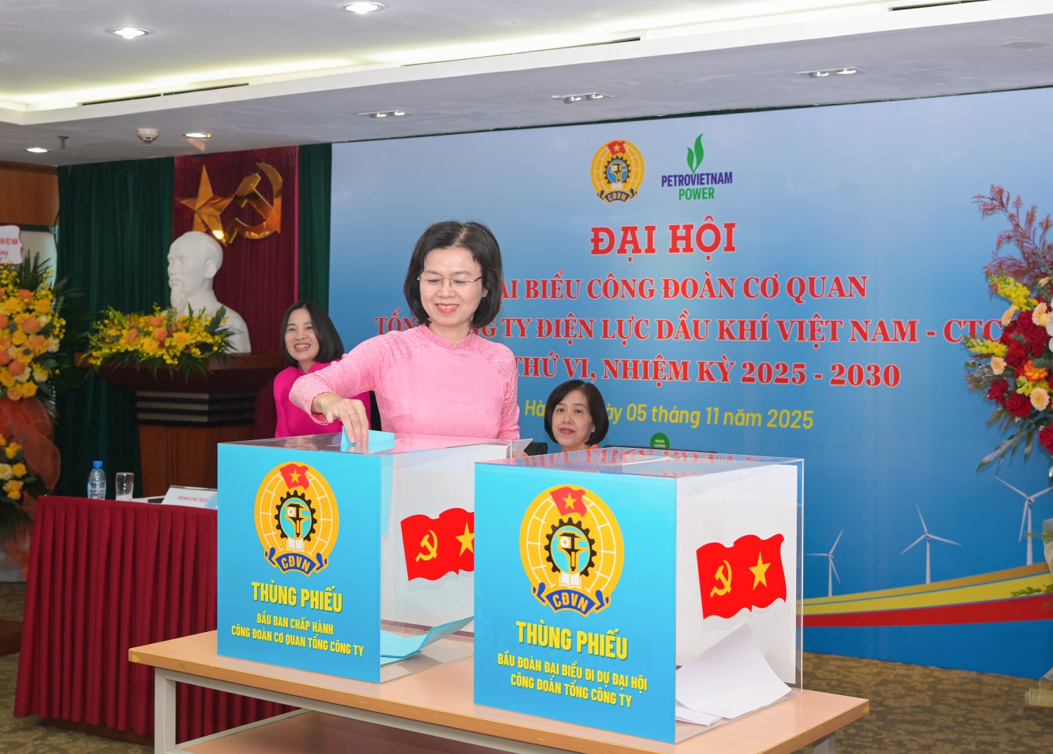 Công đoàn Cơ quan PV Power phát huy vai trò hạt nhân đoàn kết, điểm tựa vững chắc của NLĐ Công đoàn Cơ quan PV Power phát huy vai trò hạt nhân đoàn kết, điểm tựa vững chắc của NLĐ