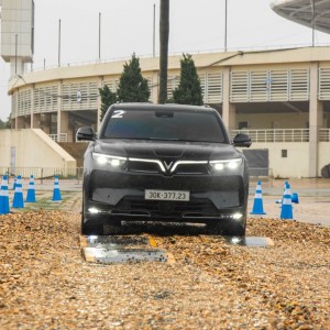 VinFast VF 9 chinh phục khách hàng Hà Nội qua loạt bài lái thử đầy cảm xúc