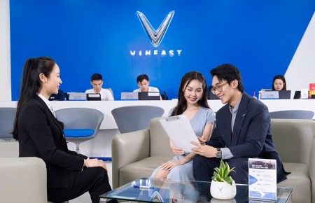 Chủ xe điện nói về dịch vụ hậu mãi của VinFast: "Mua xe chỉ là khởi đầu, còn lại VinFast lo"