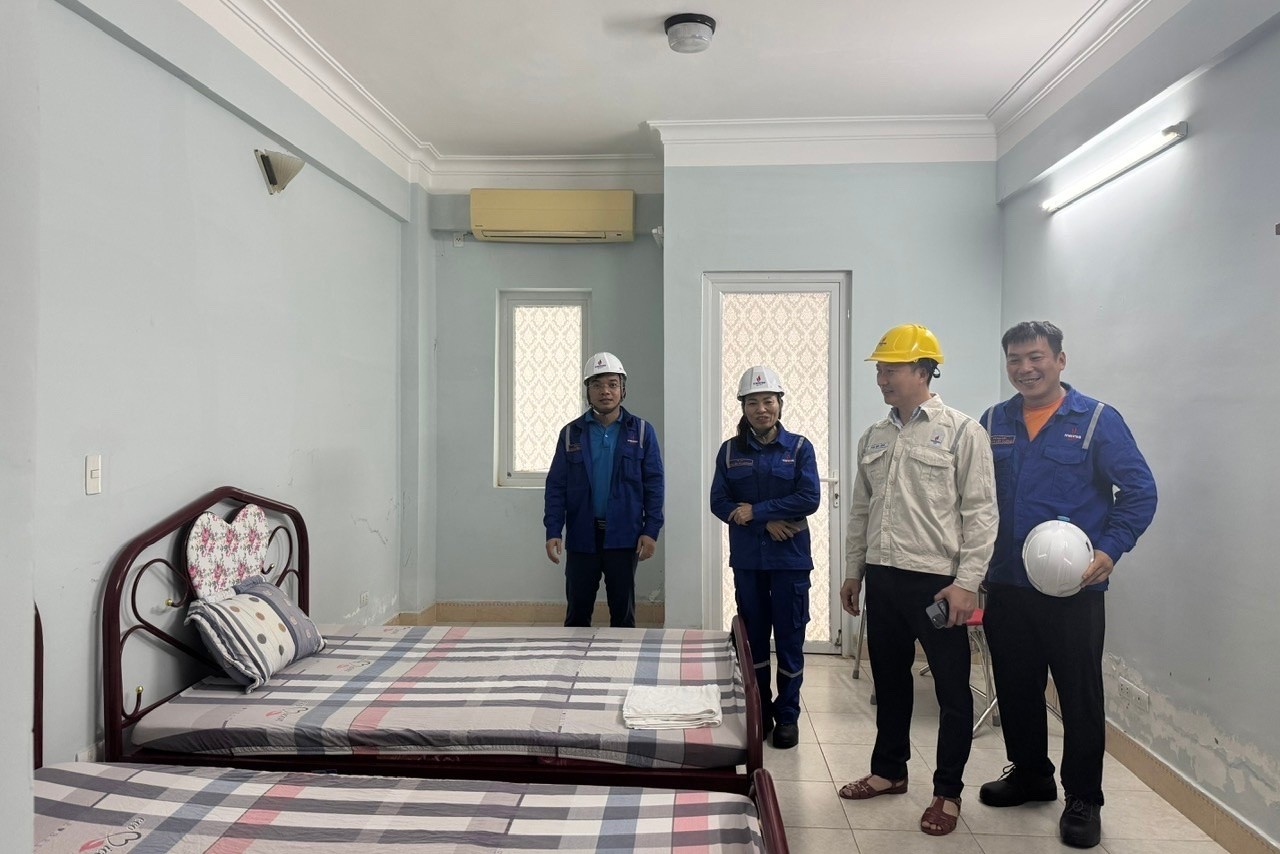 BSR đặt mục tiêu đảm bảo an toàn cho con người và vận hành nhà máy trước bão số 13 BSR đặt mục tiêu đảm bảo an toàn cho con người và vận hành nhà máy trước bão số 13