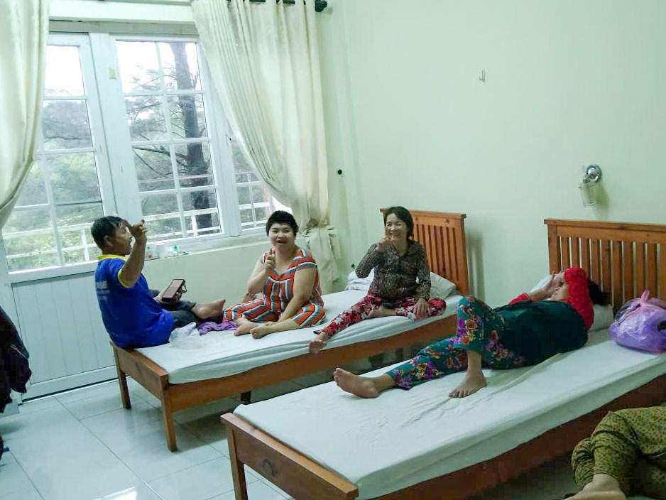 BSR và PVSM tổ chức hỗ trợ hàng trăm người dân tránh trú an toàn trước bão số 13 BSR và PVSM tổ chức hỗ trợ hàng trăm người dân tránh trú an toàn trước bão số 13