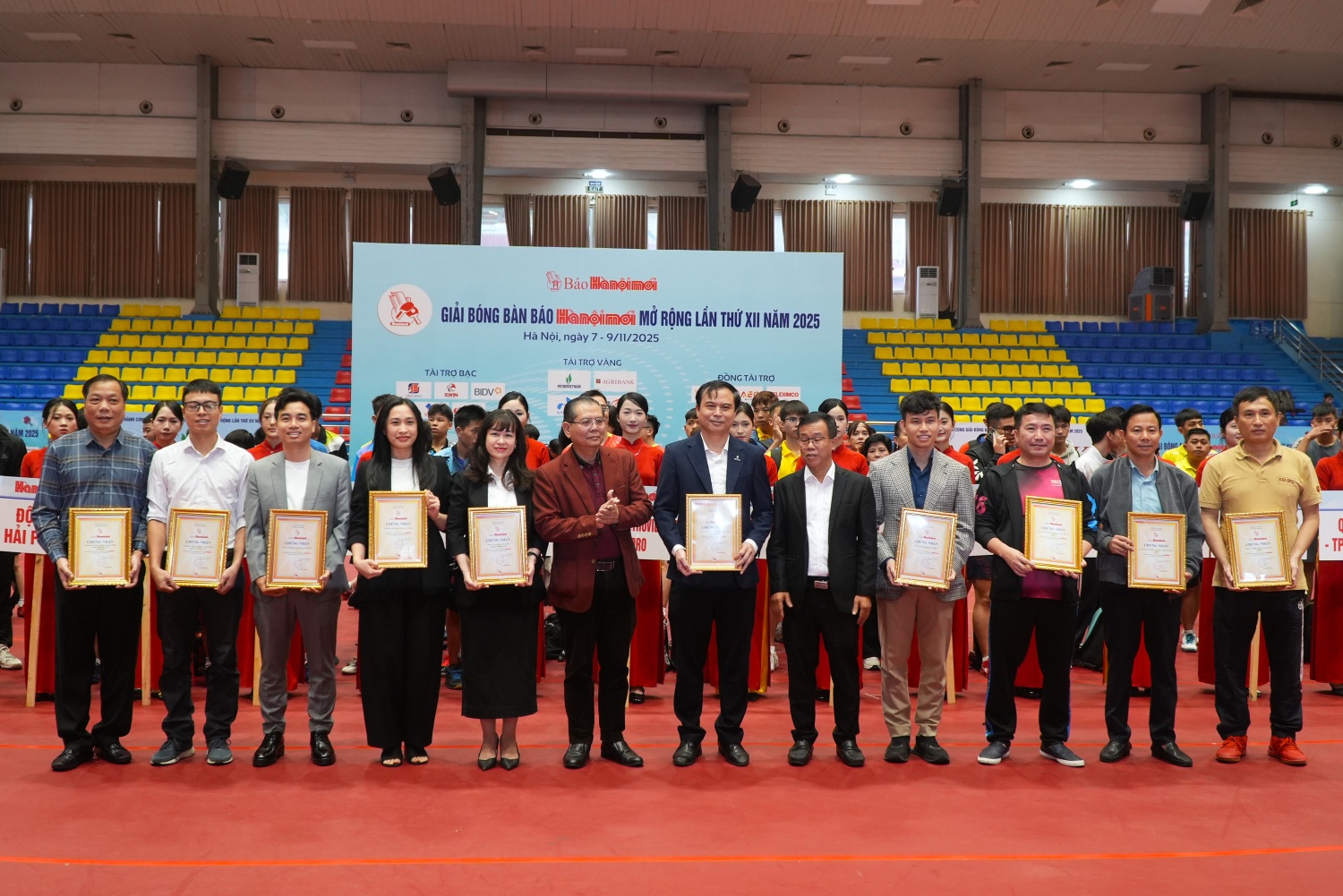 Petrovietnam tham gia tranh tài Giải Bóng bàn Báo Hà Nội mới 2025 Petrovietnam tham gia tranh tài tại Giải Bóng bàn Báo Hànộimới 2025