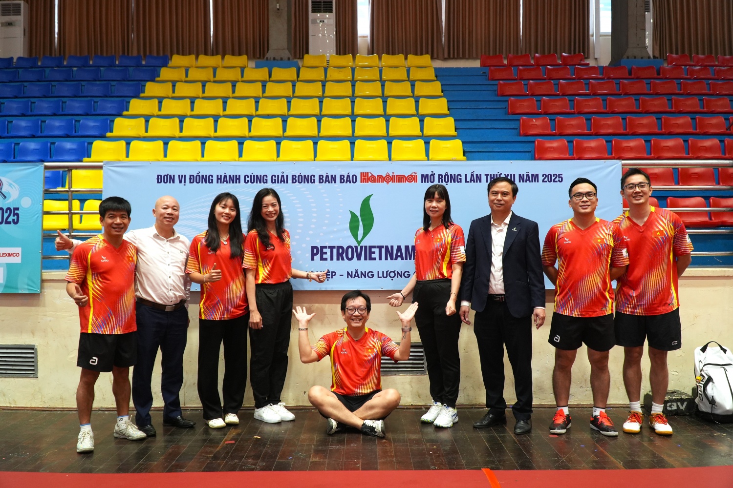 Petrovietnam tham gia tranh tài Giải Bóng bàn Báo Hà Nội mới 2025 Petrovietnam tham gia tranh tài tại Giải Bóng bàn Báo Hànộimới 2025