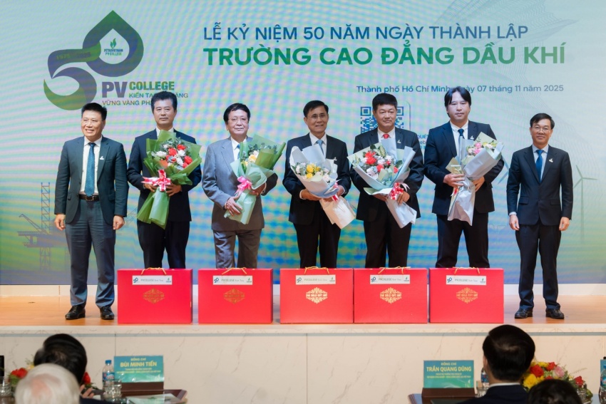 PVCollege kỷ niệm 50 năm thành lập: Khẳng định vai trò trung tâm đào tạo nhân lực của Petrovietnam PV College kỷ niệm 50 năm thành lập: Hành trình của bản lĩnh và sự đổi mới