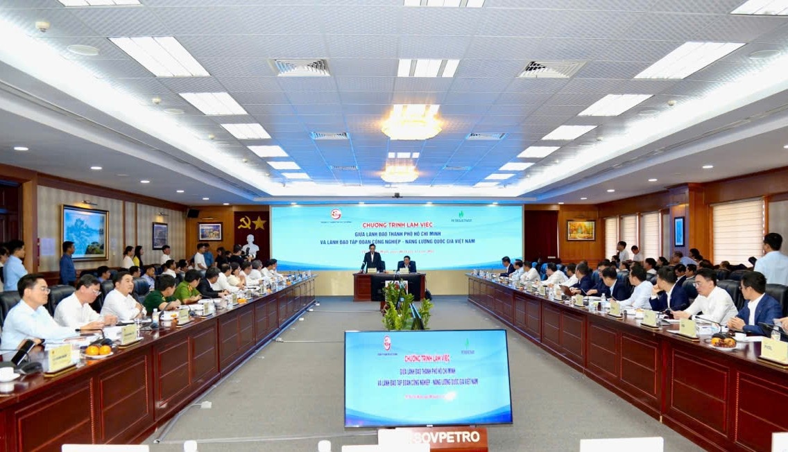 Vietsovpetro khánh thành giàn đầu giếng BK-24 Vietsovpetro khánh thành giàn đầu giếng BK-24