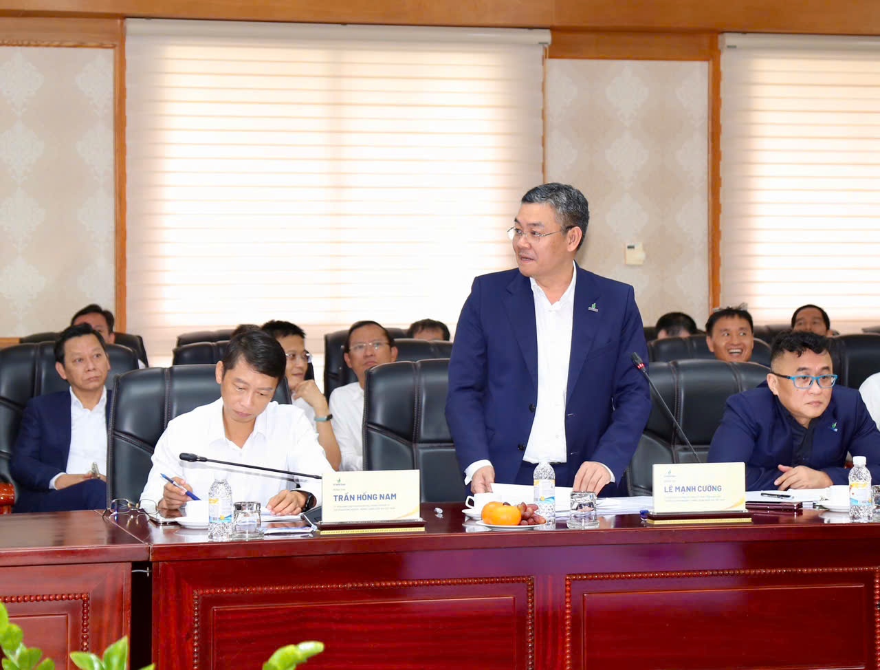 [Chùm ảnh] Dấu ấn quan trọng của Petrovietnam chào mừng Đại hội Đảng toàn quốc lần thứ XIV