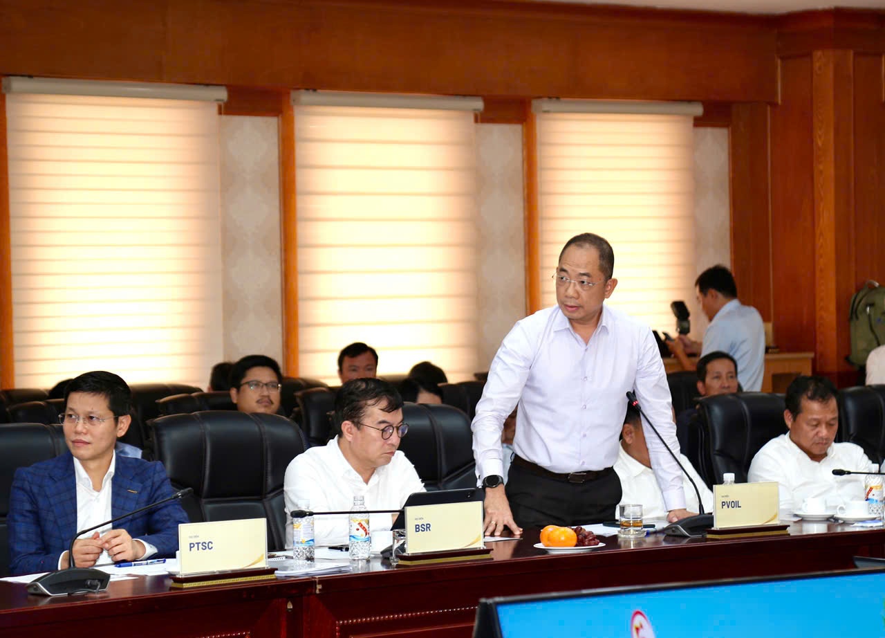 [Chùm ảnh] Dấu ấn quan trọng của Petrovietnam chào mừng Đại hội Đảng toàn quốc lần thứ XIV