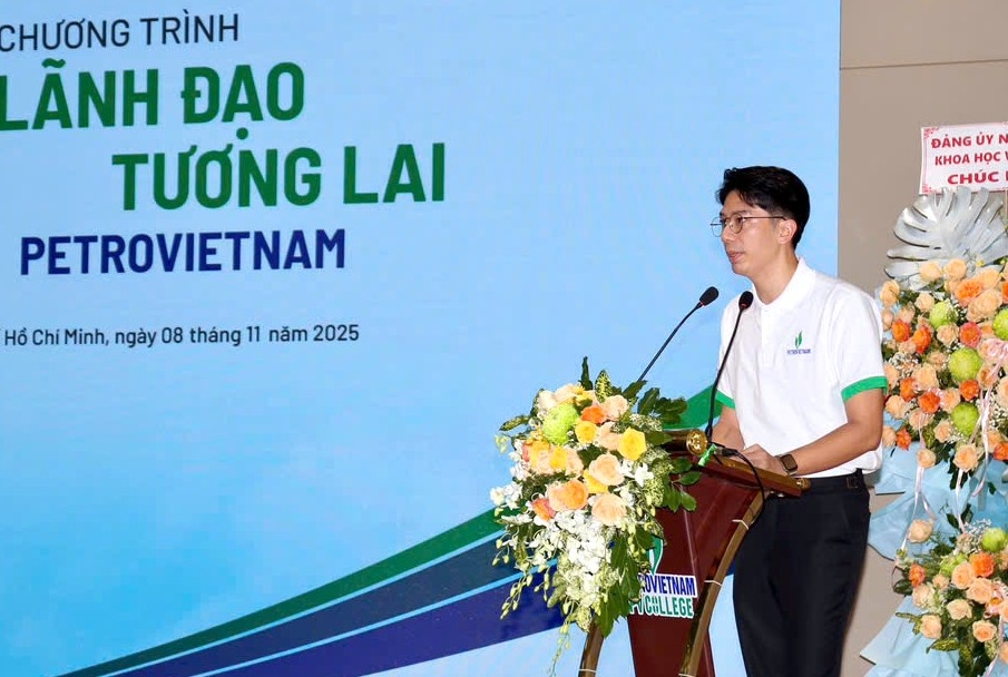 Petrovietnam khai giảng chương trình “Lãnh đạo tương lai Petrovietnam 2025” Petrovietnam khai giảng chương trình “Lãnh đạo tương lai Petrovietnam 2025”