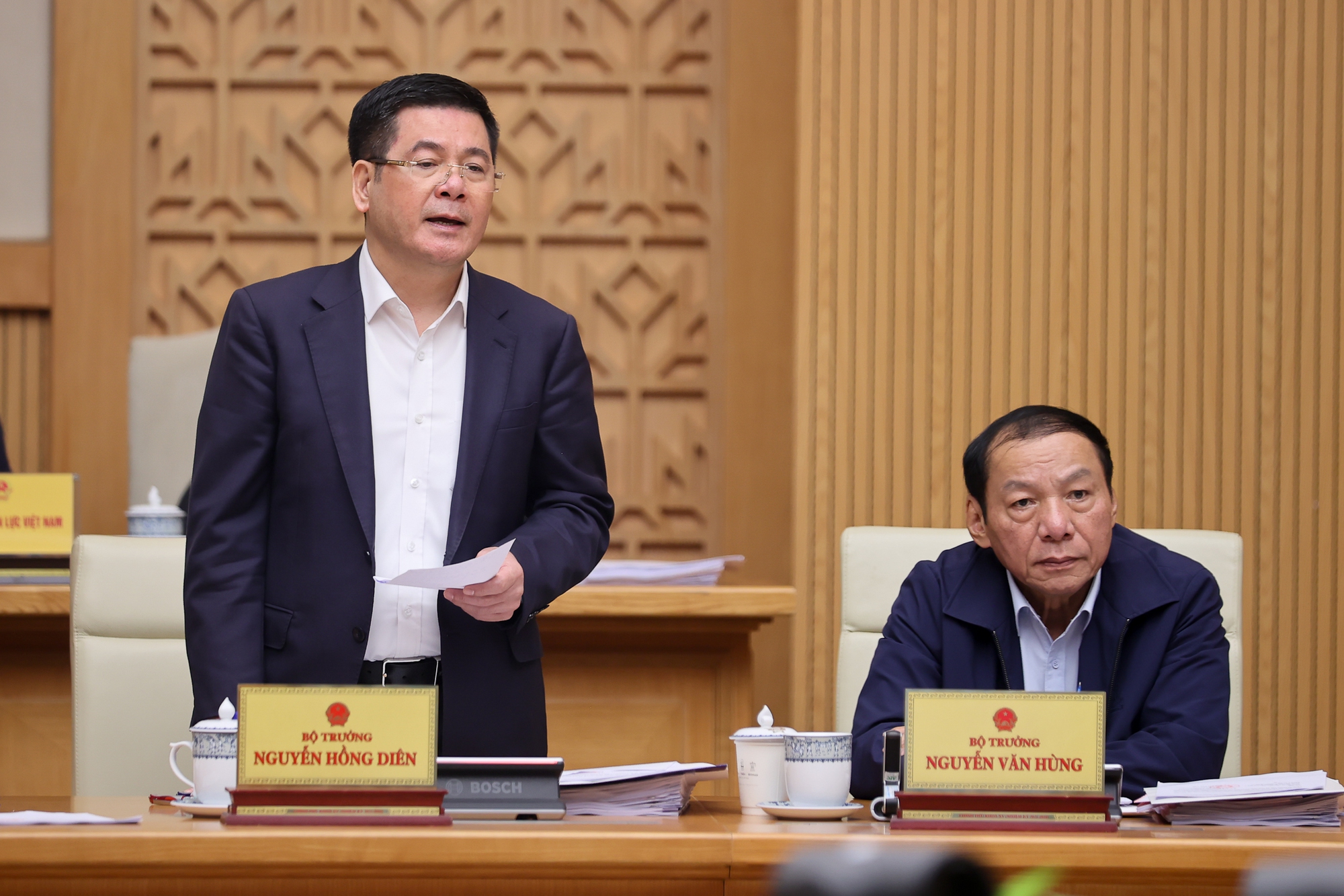 Thủ tướng: Tốc độ tăng GDP quý IV phải đạt trên 8,4%