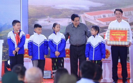 Khởi công trường nội trú các xã biên giới: Thắp sáng tri thức nơi biên cương