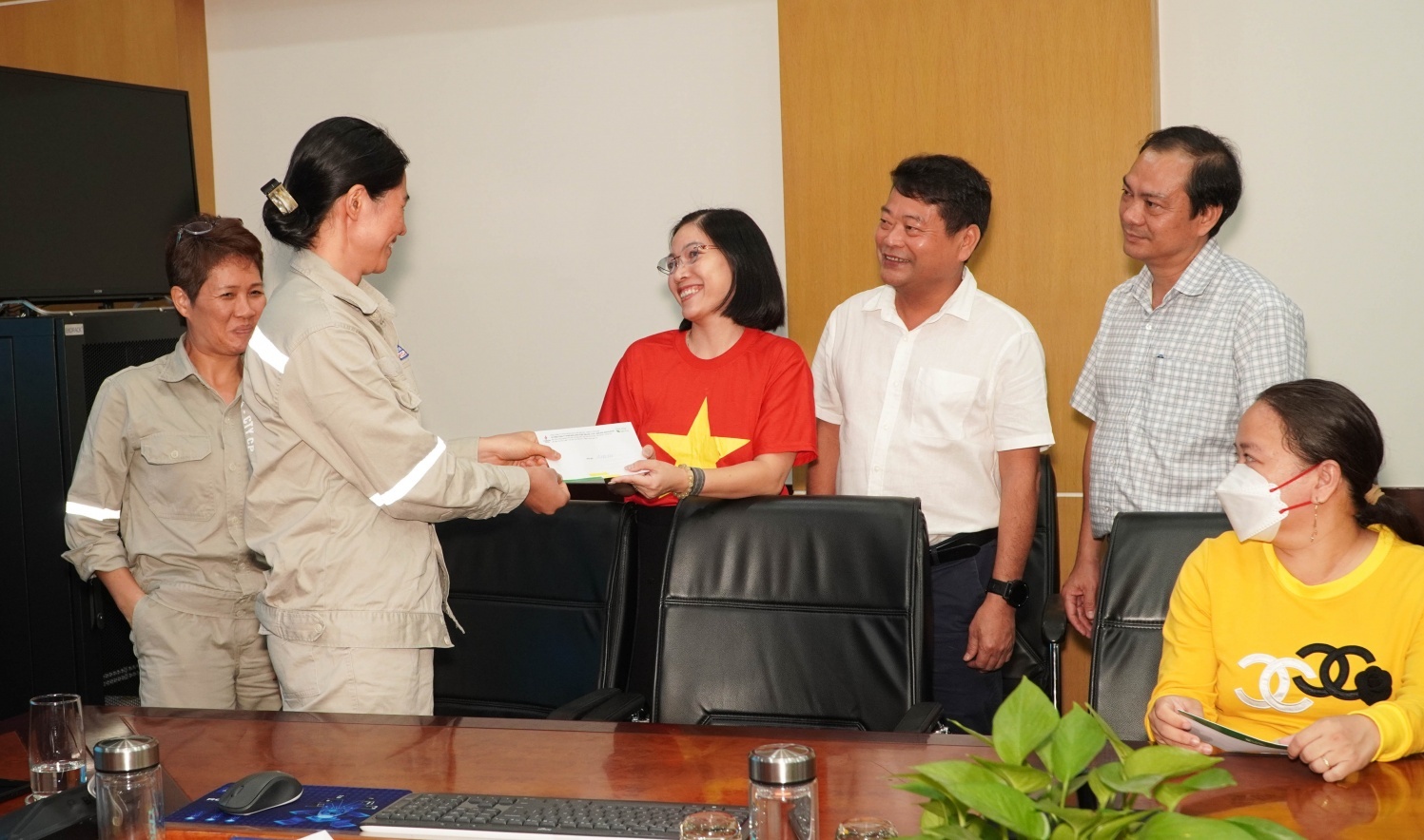 Chuyện về nữ cán bộ công đoàn tận tâm vì người lao động