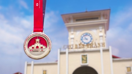 Công bố bộ vật phẩm Giải Marathon quốc tế Thành phố Hồ Chí Minh Techcombank mùa thứ 8