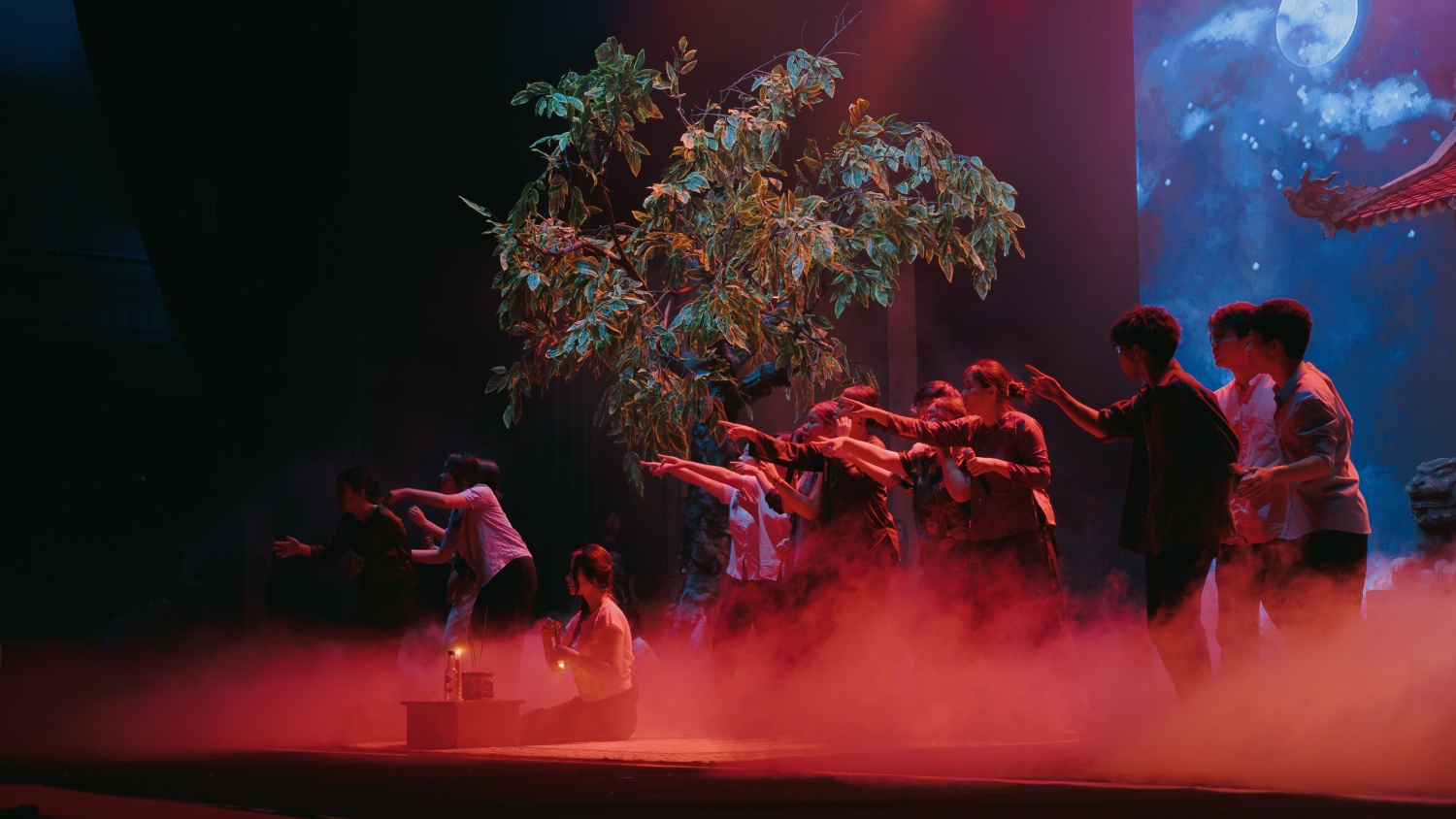 “Rạch Cạn” - Làn gió trẻ thổi bừng sức sống mới cho sân khấu kịch truyền thống “Rạch Cạn” - Làn gió trẻ thổi bừng sức sống mới cho sân khấu kịch truyền thống