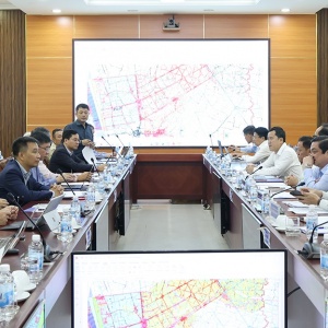 Tỉnh Cà Mau làm việc với EVNNPT về triển khai các dự án truyền tải điện