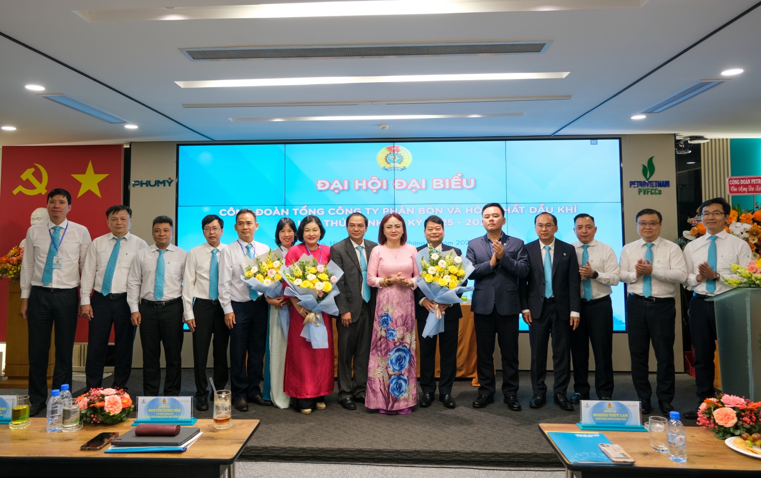 Khẳng định vai trò Đồng hành – Trách nhiệm – Nghĩa tình Khẳng định vai trò Đồng hành – Trách nhiệm – Nghĩa tình