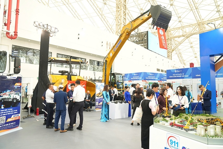 Khai mạc tuần lễ công nghiệp và công nghệ Việt Nam 2025 tại Trung tâm triển lãm Việt Nam Khai mạc Tuần lễ Công nghiệp và Công nghệ Việt Nam 2025 tại Trung tâm Triển lãm Việt Nam