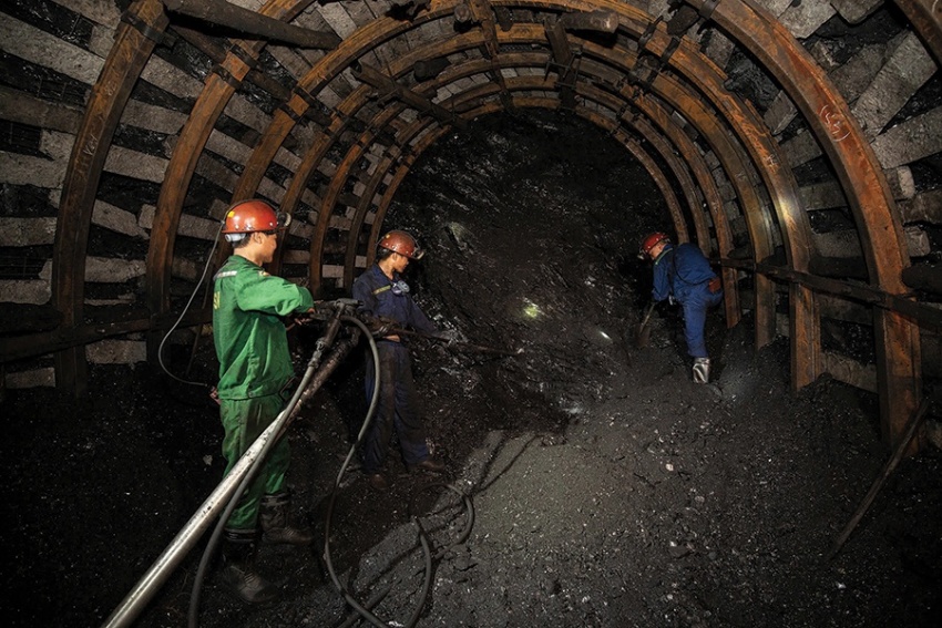 TKV nâng hiệu quả quản trị từ cơ chế khoán chi phí TKV nâng hiệu quả quản trị từ cơ chế khoán chi phí