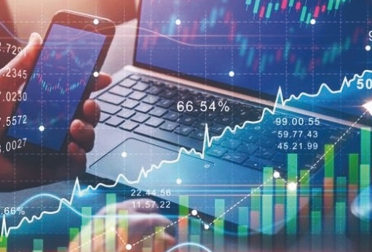 Nhận định thị trường chứng khoán ngày 14/11: Duy trì vị thế hiện tại với các cổ phiếu có giá vốn an toàn